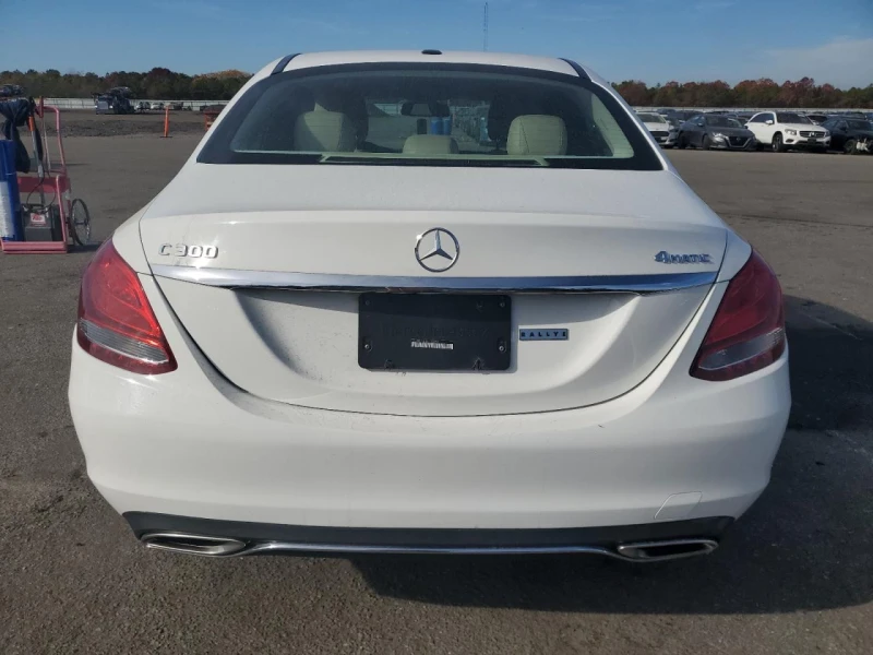 Mercedes-Benz C 300 4MATIC , снимка 6 - Автомобили и джипове - 48280958