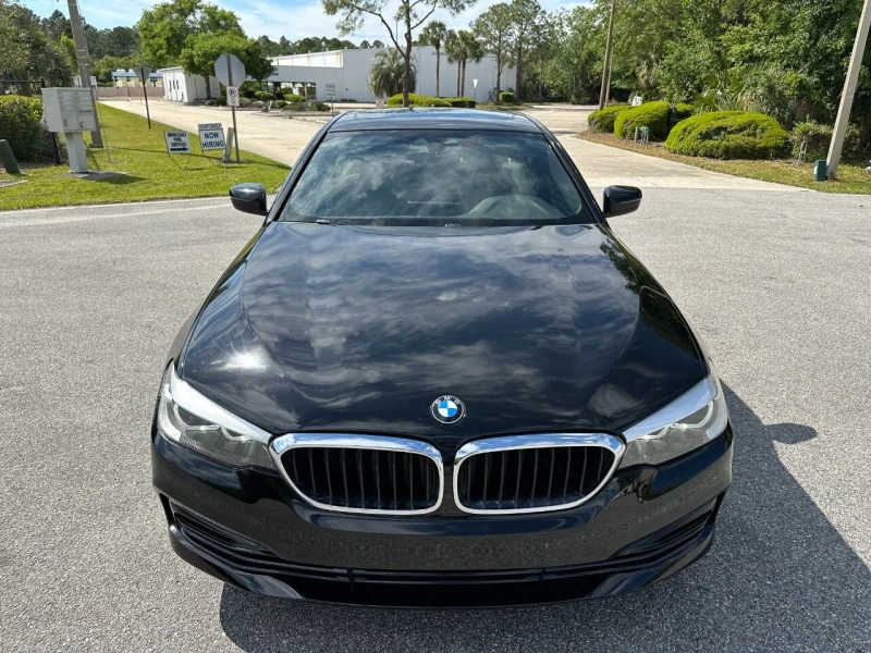 BMW 530 SportLine* Keyless* Bluetooth* М.Точка* Camera* , снимка 2 - Автомобили и джипове - 48693685