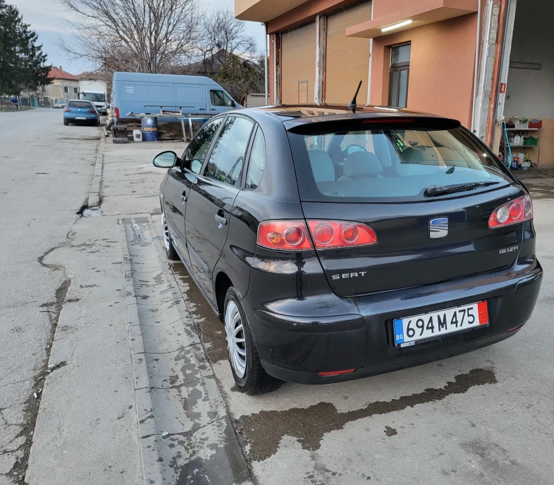 Seat Ibiza 1.4, снимка 4 - Автомобили и джипове - 48989243