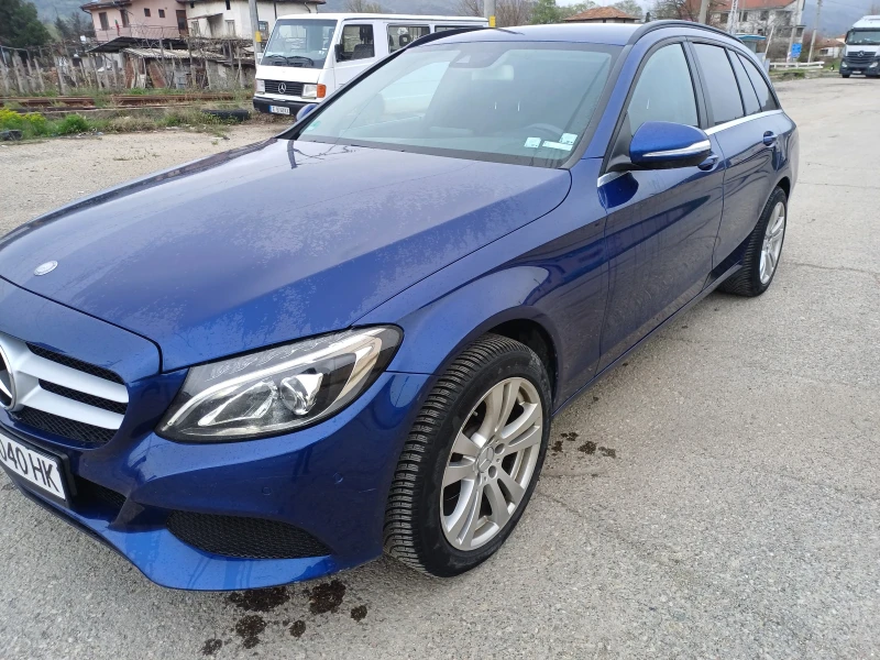 Mercedes-Benz C 220, снимка 3 - Автомобили и джипове - 52960948