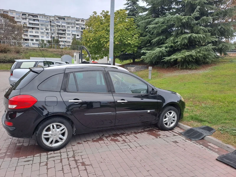 Renault Clio, снимка 3 - Автомобили и джипове - 52658528