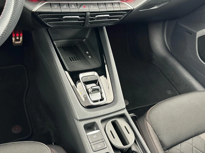 Skoda Octavia RS 2.0TSI * 265* Canton* Matrix* , снимка 15 - Автомобили и джипове - 52145555