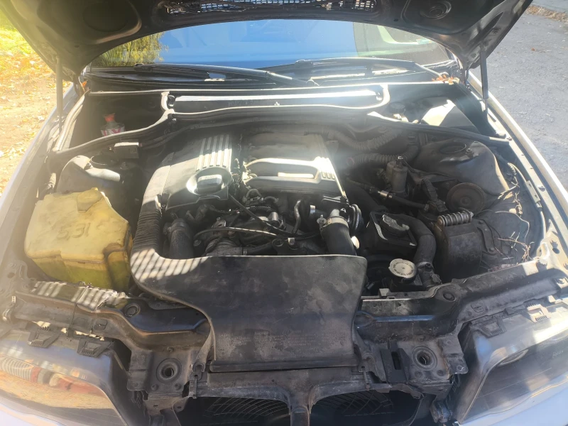 BMW 330 e46, снимка 8 - Автомобили и джипове - 52473387