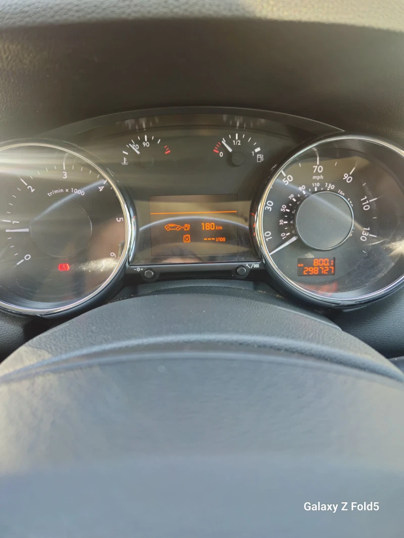 Peugeot 5008, снимка 10 - Автомобили и джипове - 52574817