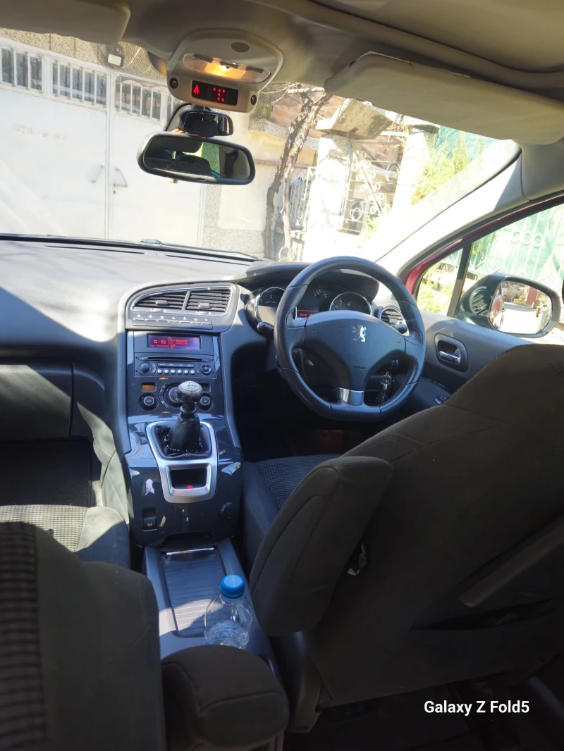 Peugeot 5008, снимка 11 - Автомобили и джипове - 52574817