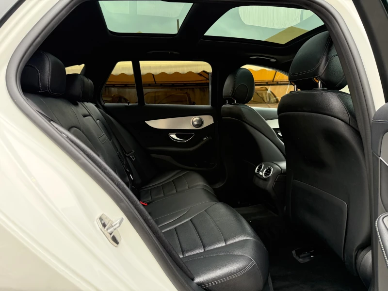 Mercedes-Benz C 220 d AMG line !! 100% РЕАЛНИ КИЛОМЕТРИ - ДОКАЗУЕМИ, снимка 15 - Автомобили и джипове - 52662187