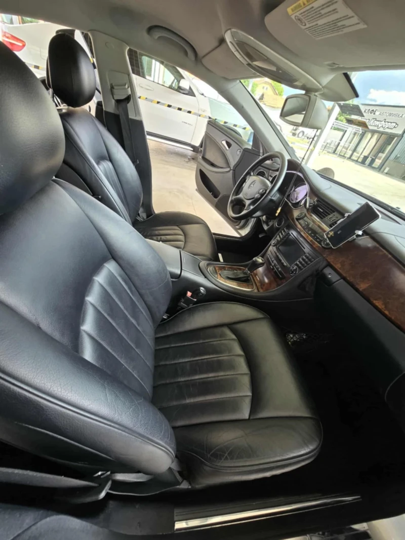 Mercedes-Benz CLS 350 3.5, снимка 7 - Автомобили и джипове - 53201974