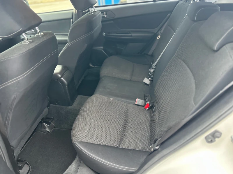 Subaru XV AWD газ-бензин, снимка 14 - Автомобили и джипове - 53495179