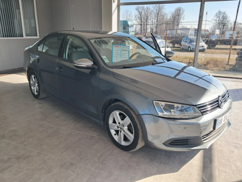 VW Jetta 1.6 - 7900 лв. / 4039.21 € - 67204861 1
