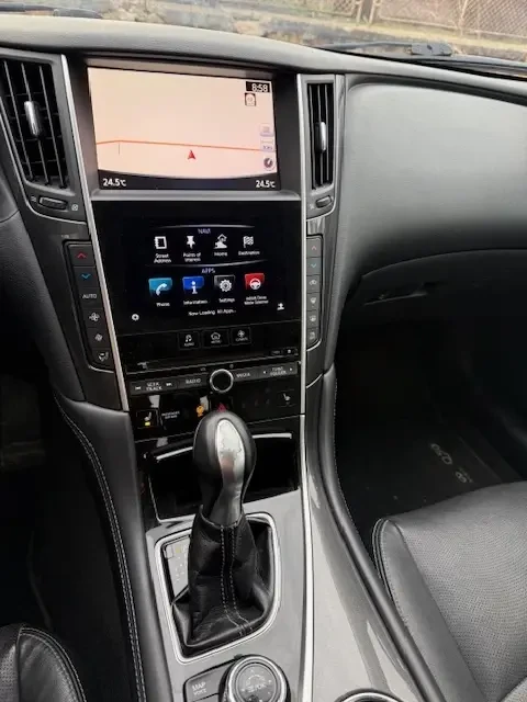 Infiniti Q50 2.2 D 170, снимка 11 - Автомобили и джипове - 53144536