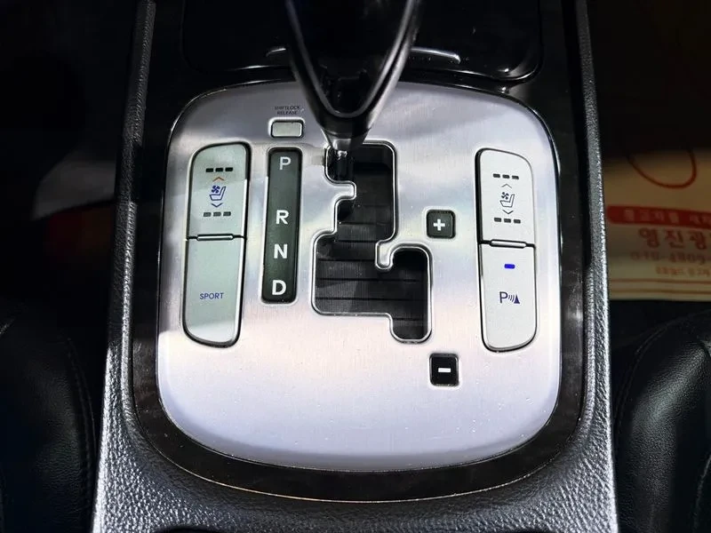 Hyundai Genesis 3.3, снимка 9 - Автомобили и джипове - 54615949