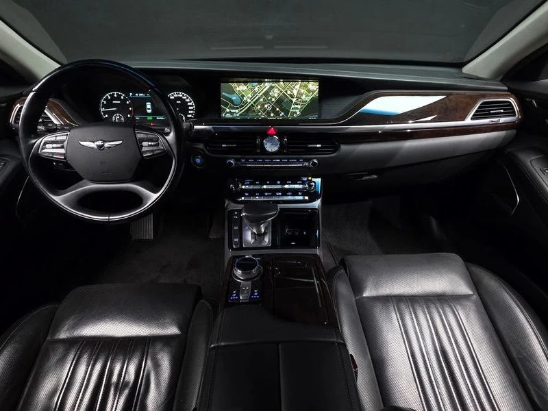 Genesis G90 3.8 Automatic, снимка 11 - Автомобили и джипове - 55598966