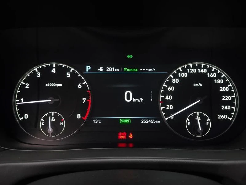 Genesis G90 3.8 Automatic, снимка 12 - Автомобили и джипове - 55598966
