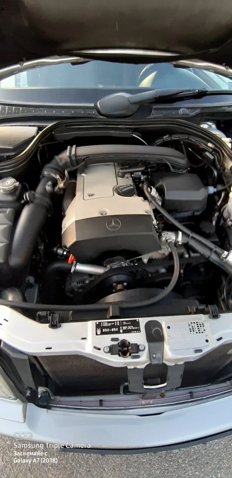 Mercedes-Benz C 180, снимка 5 - Автомобили и джипове - 55734899