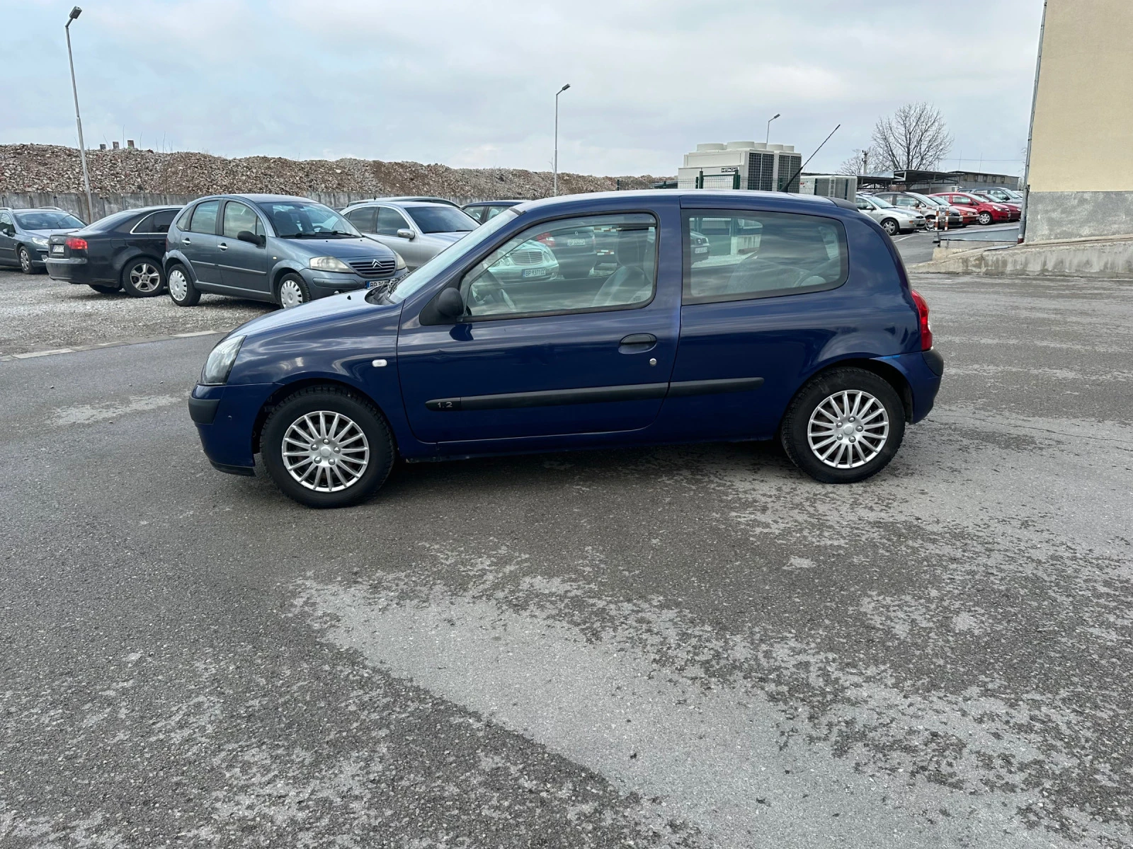 Renault Clio 1.2i - изображение 8