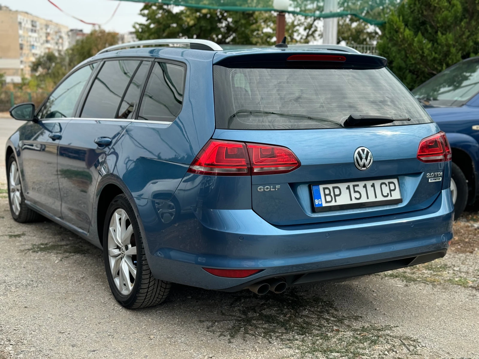 VW Golf 2.0TDI * DSG * NAVI - изображение 5