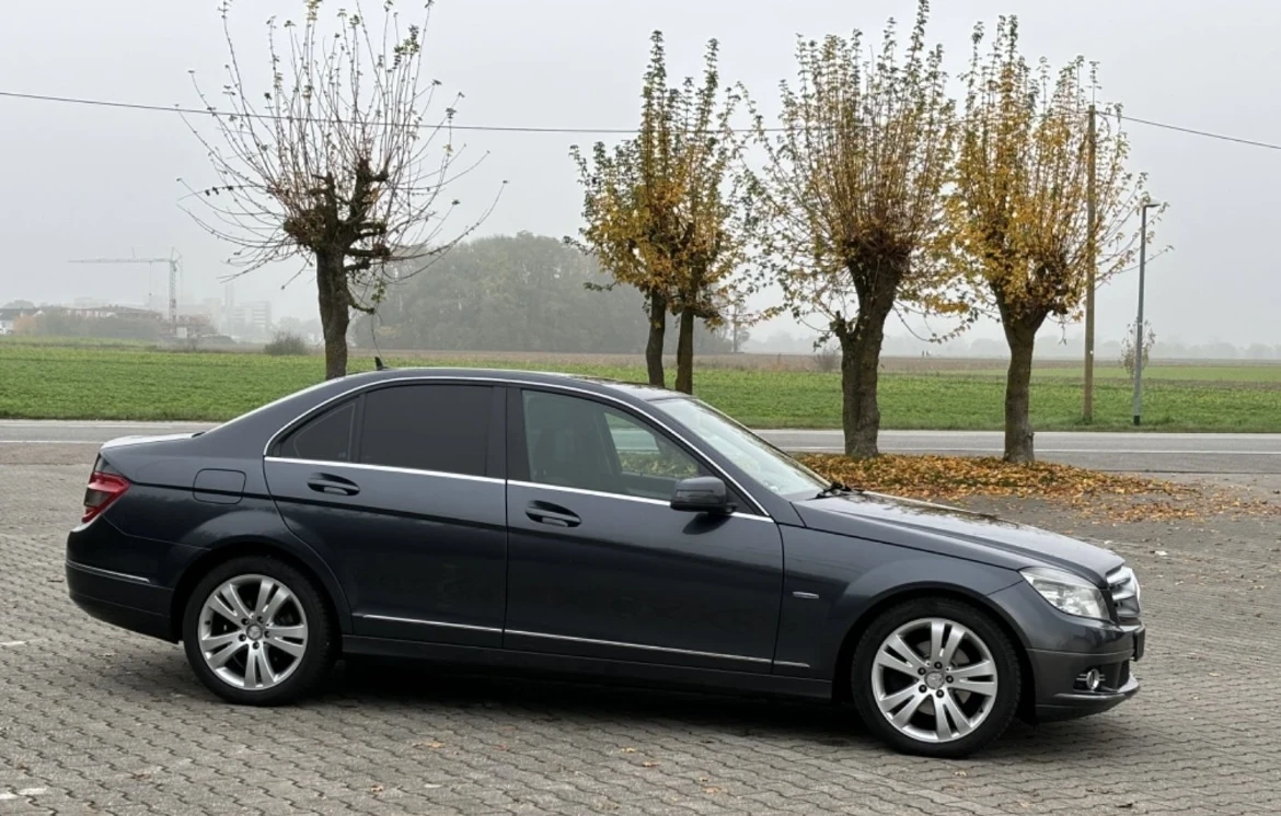 Mercedes-Benz C 200  - изображение 6