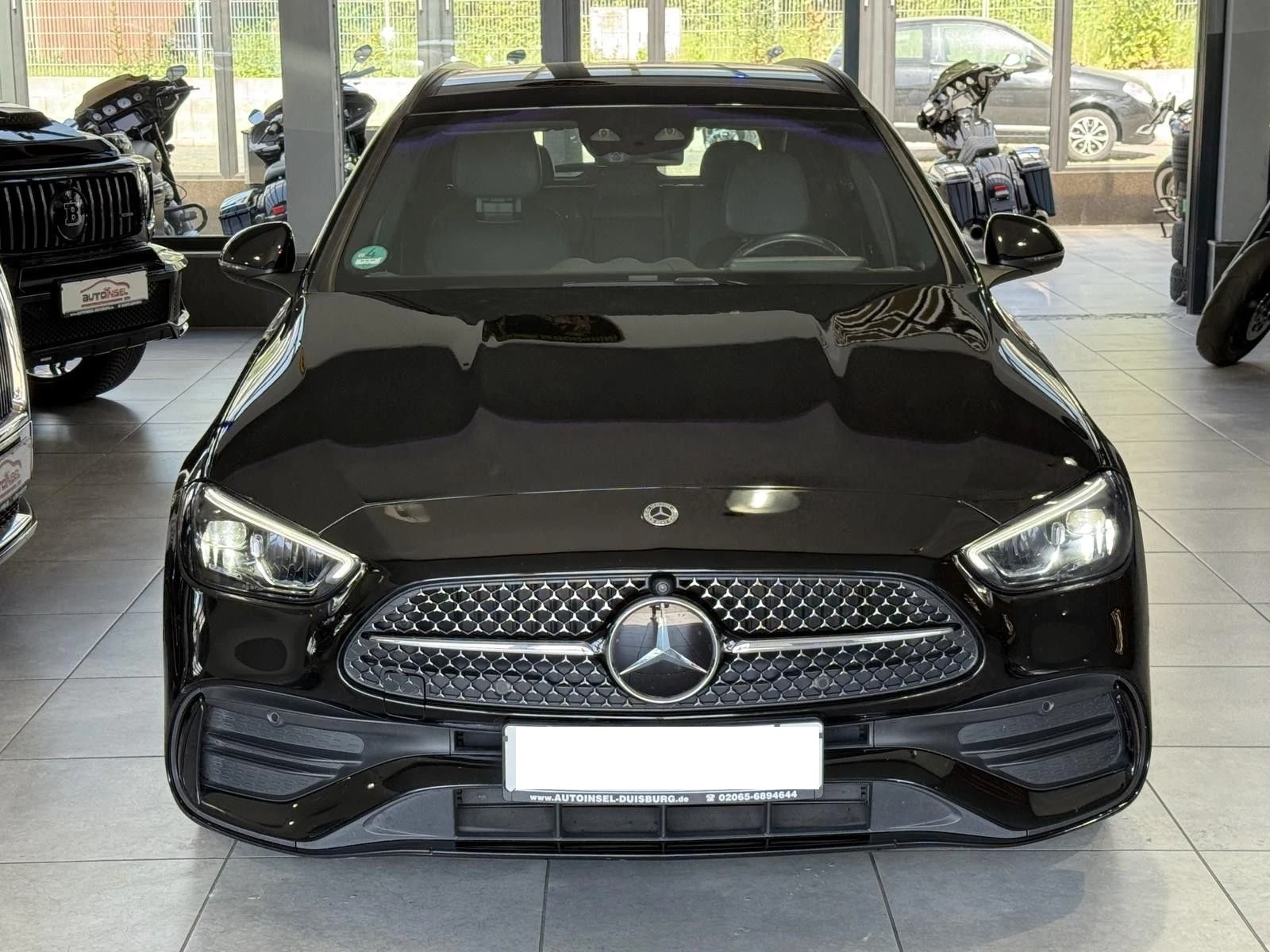 Mercedes-Benz C 300 d T AMG-Line - изображение 2
