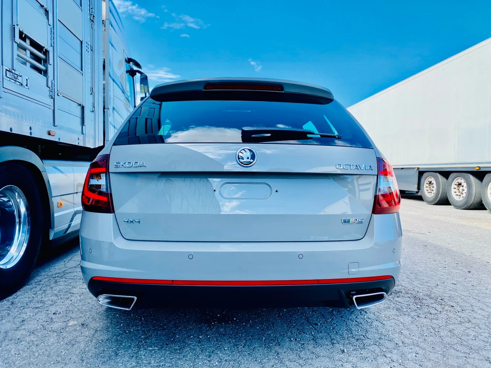 Skoda Octavia 2.0 TDI-VRS-4x4-NARDO GRAY-SWISS - изображение 3