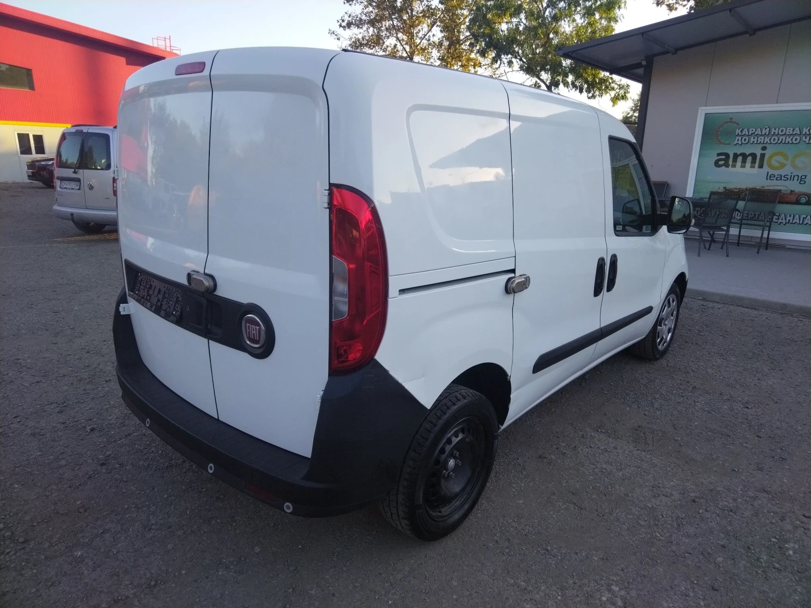 Fiat Doblo Метан, 6 скорости, климатик. Партроник  - изображение 7