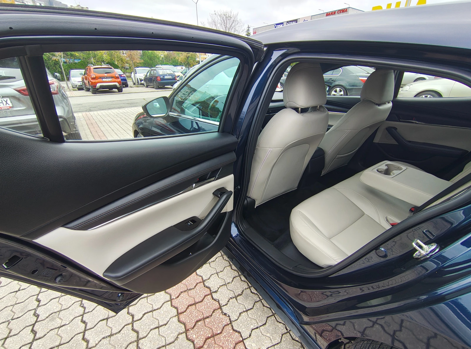 Mazda 3 2.5L SKYACTIV-G | Mobile.bg   11