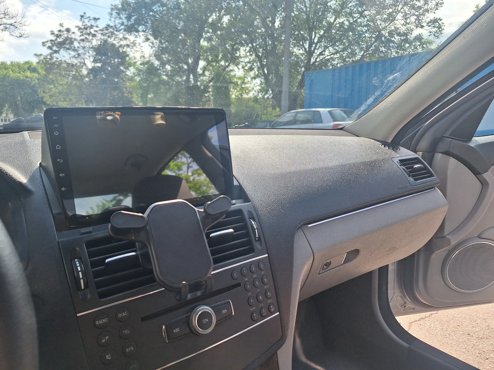 Mercedes-Benz C 220  - изображение 5