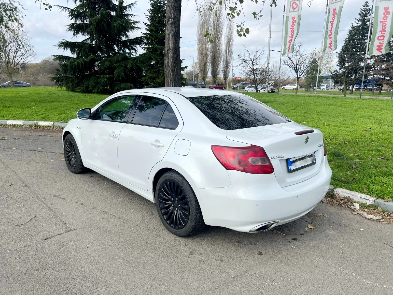 Suzuki Kizashi 2.4i-ГАЗ 4х4 - изображение 5