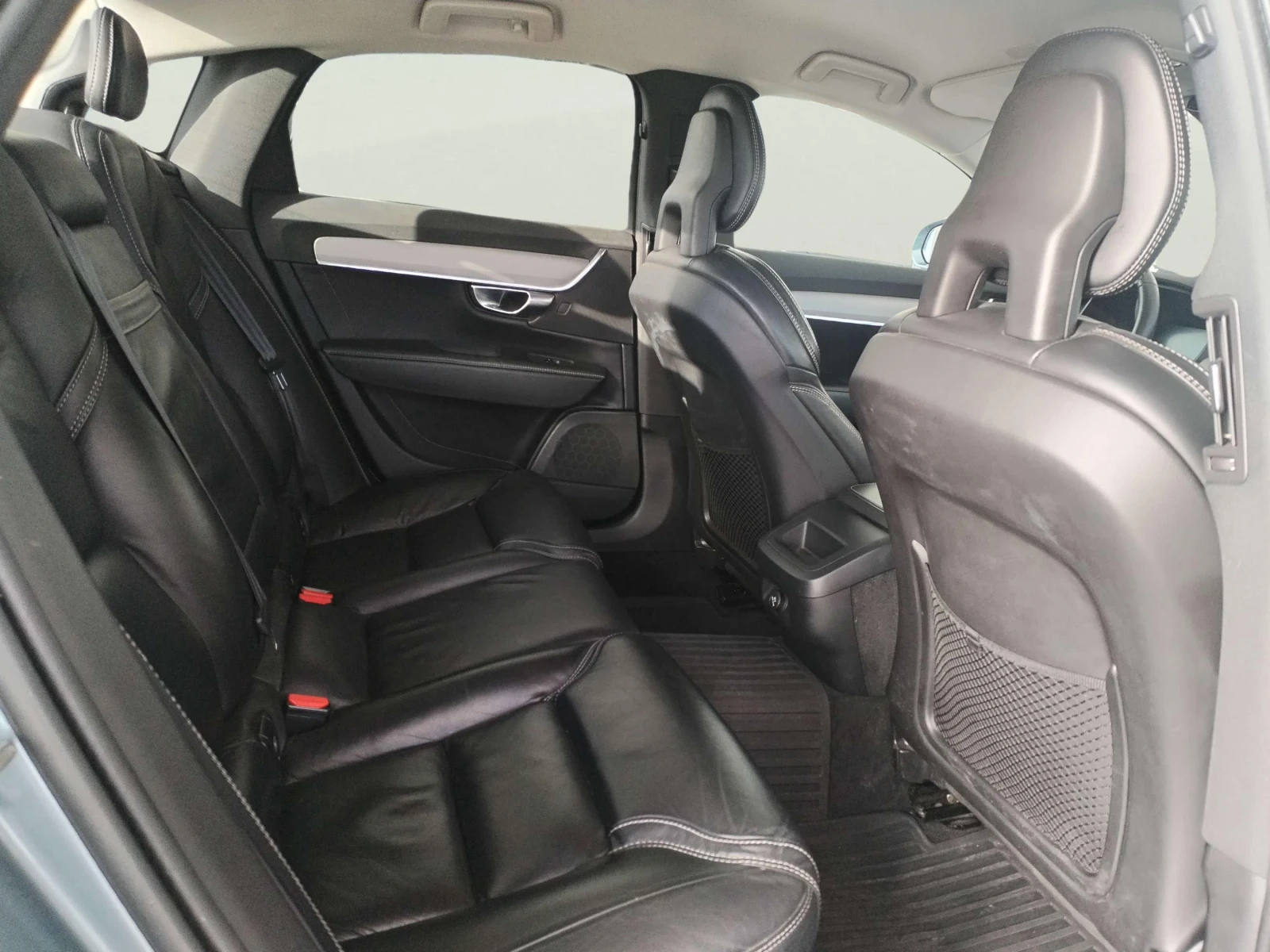 Volvo S90 2.0 D5 - изображение 10