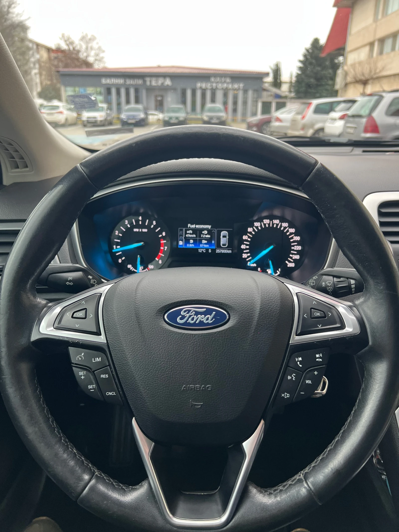 Ford Mondeo 1.5 EcoBoost, снимка 10 - Автомобили и джипове - 53610493