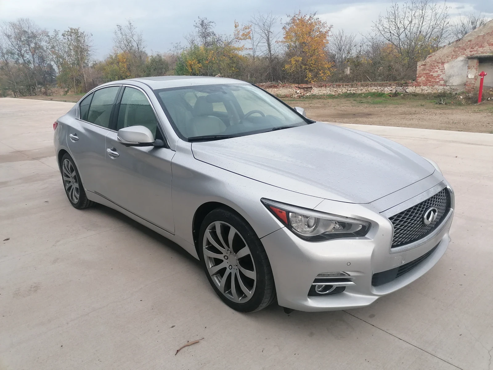 Infiniti Q50 3.7 4x4