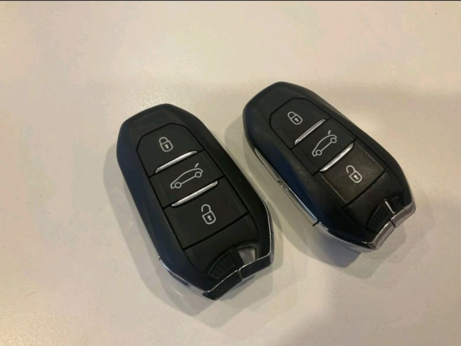 Peugeot 3008 2.0GT-Line Full, снимка 10 - Автомобили и джипове - 53850335