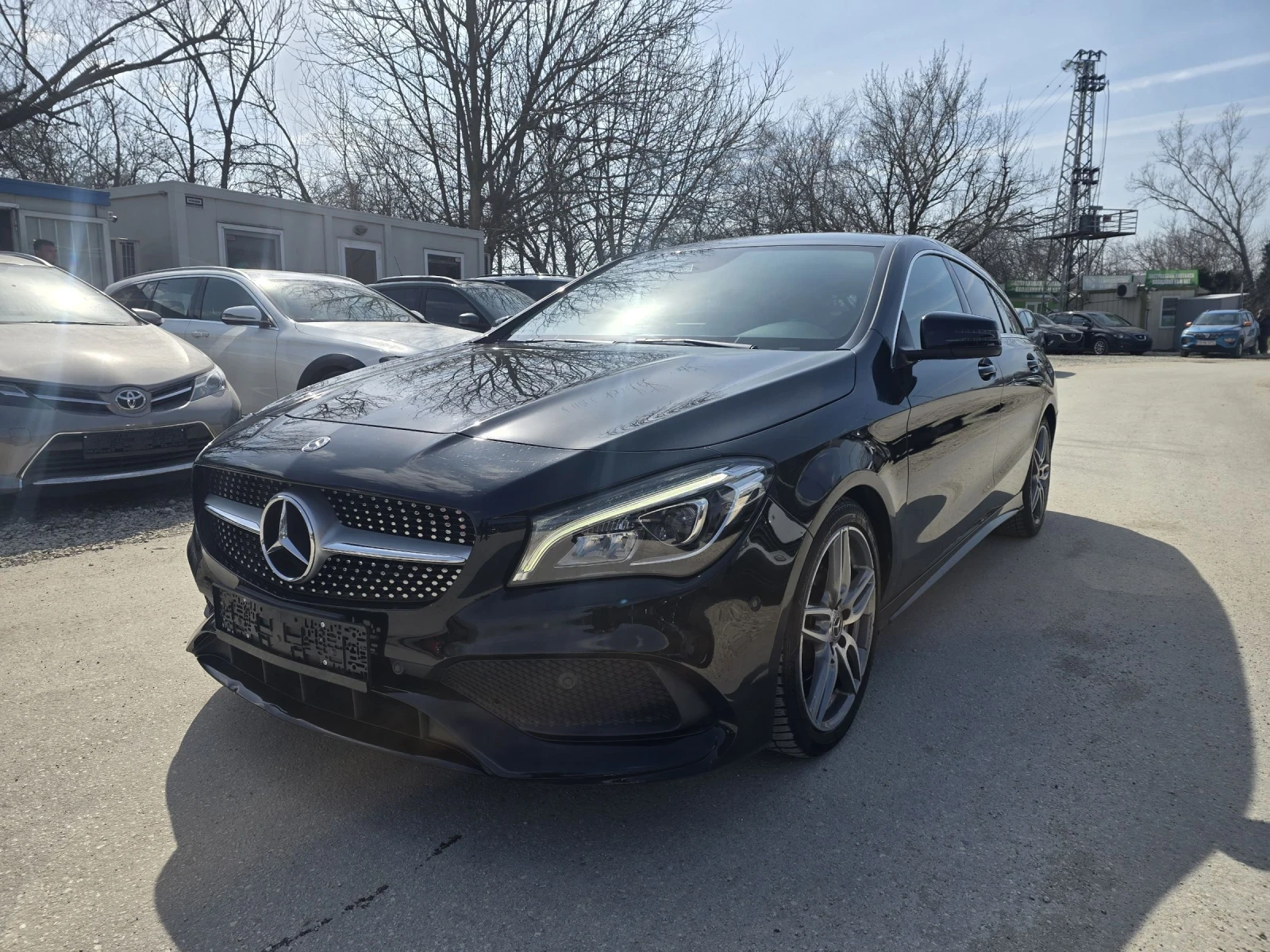Mercedes-Benz CLA 200 D Premium 4MATIC 