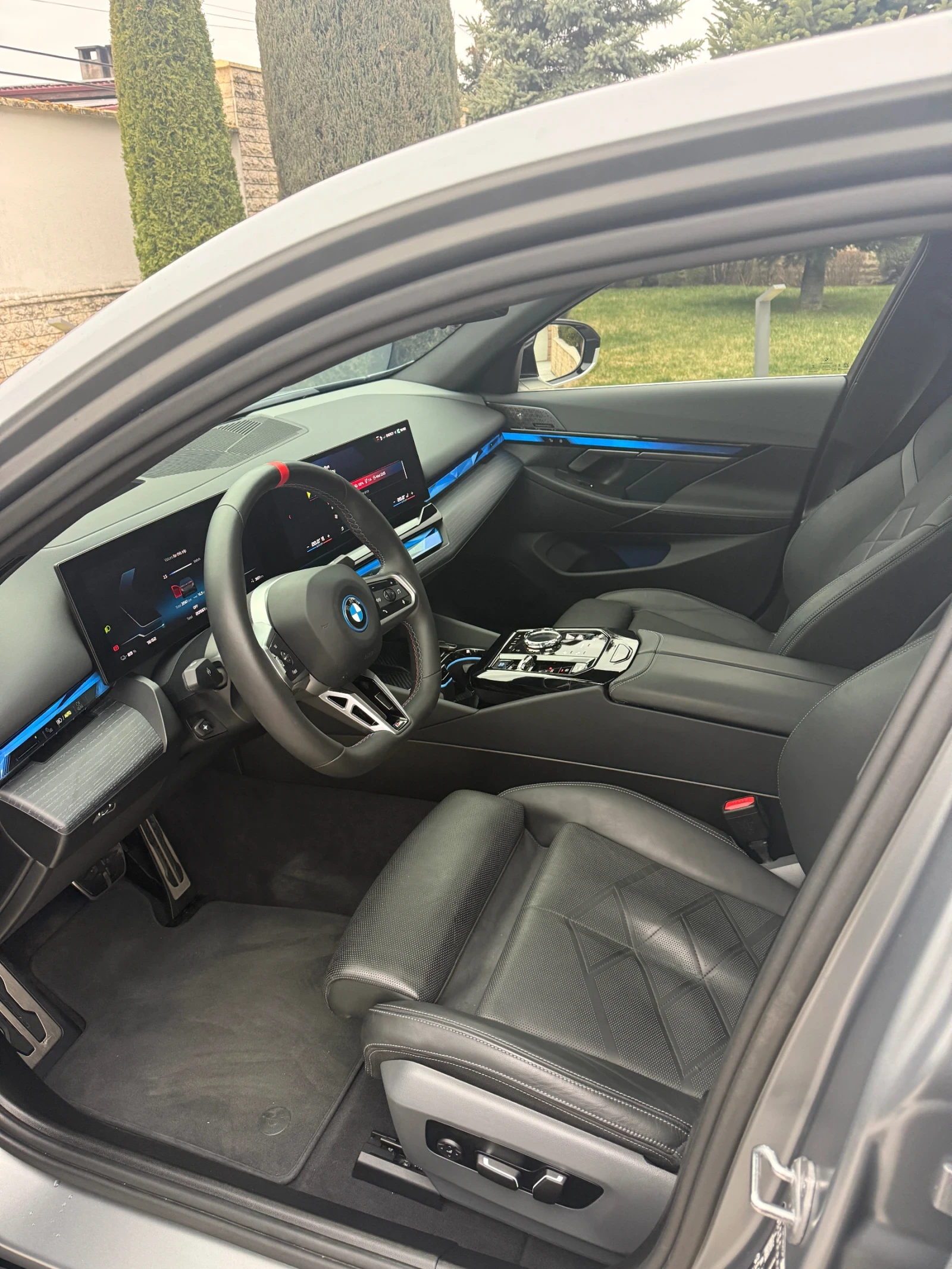 BMW i5 I5 m60 604 коня 86 kw батерия, снимка 5 - Автомобили и джипове - 53890295