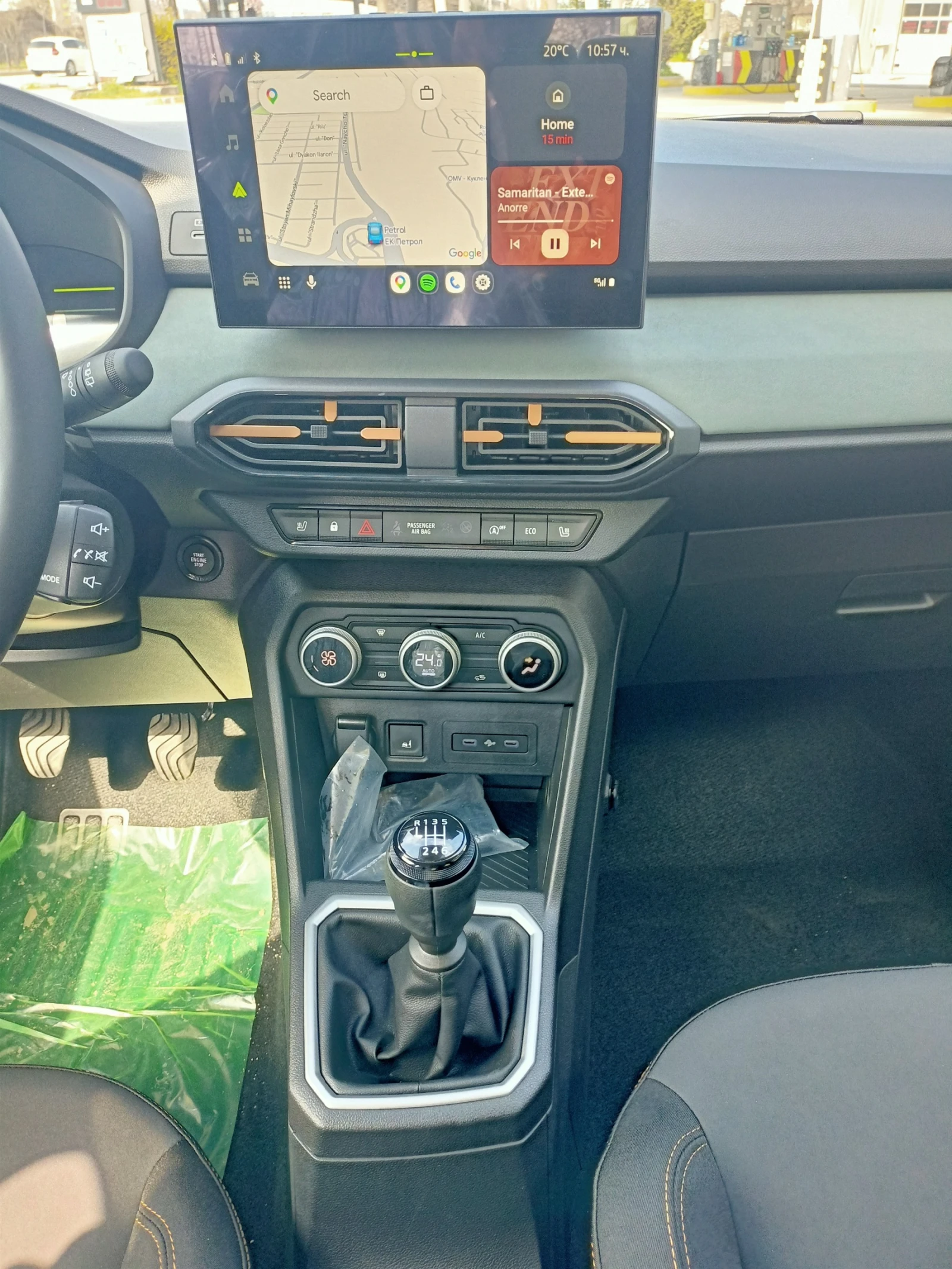 Dacia Sandero 1999Евро за получаване, 1.0TCe Extreme чисто НОВ, снимка 10 - Автомобили и джипове - 53987307