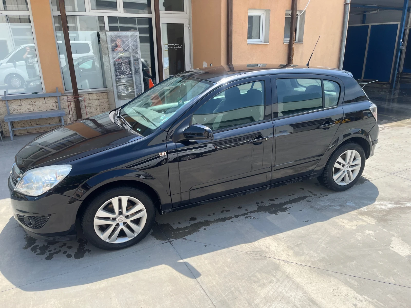 Opel Astra, снимка 3 - Автомобили и джипове - 54356175