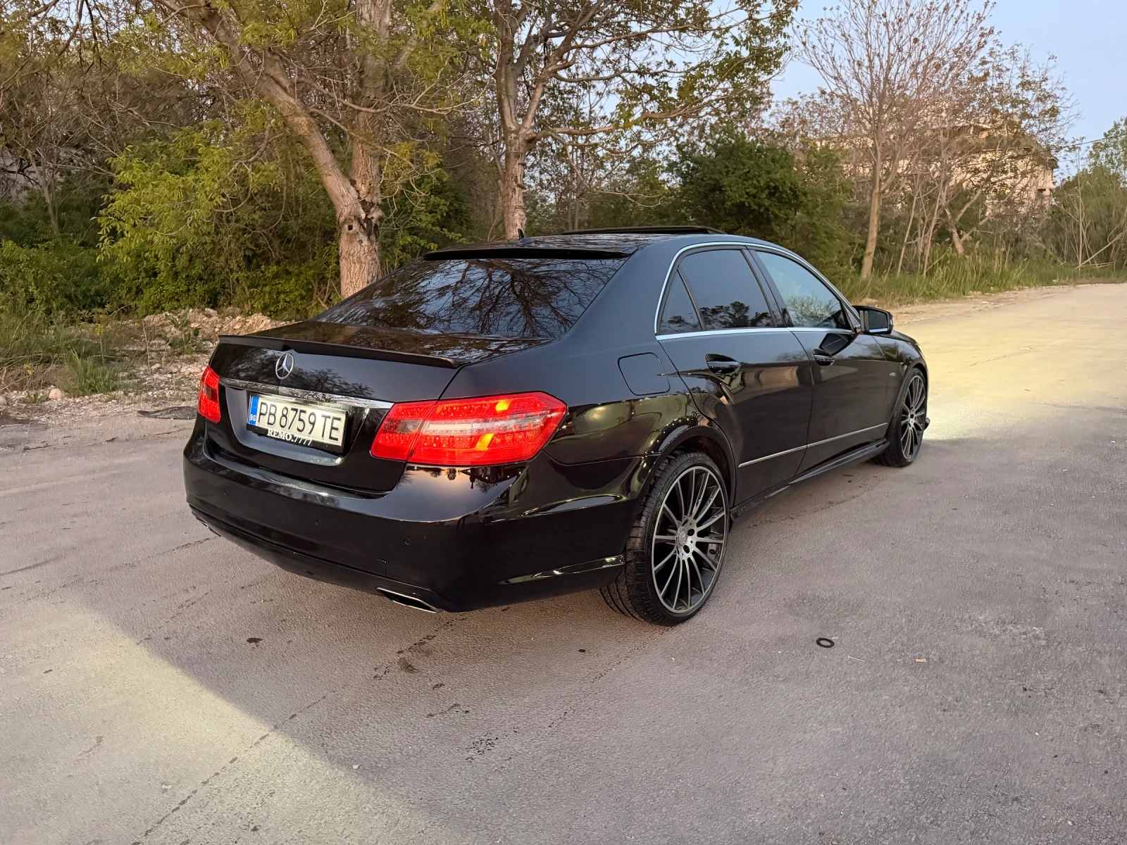 Mercedes-Benz E 350 Единствена в България , снимка 13 - Автомобили и джипове - 54572086