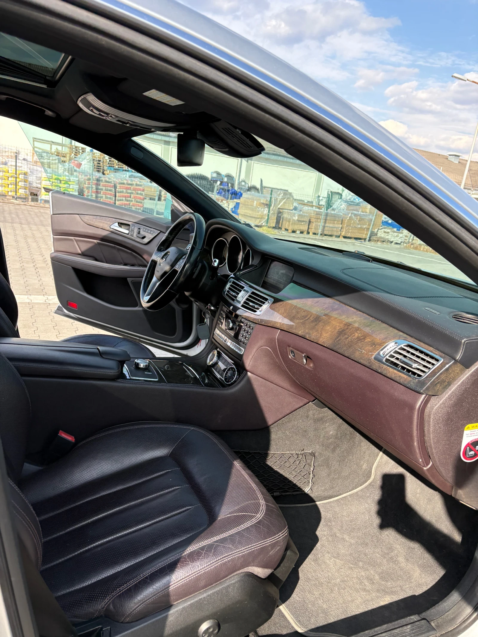 Mercedes-Benz CLS 350, снимка 9 - Автомобили и джипове - 54672813