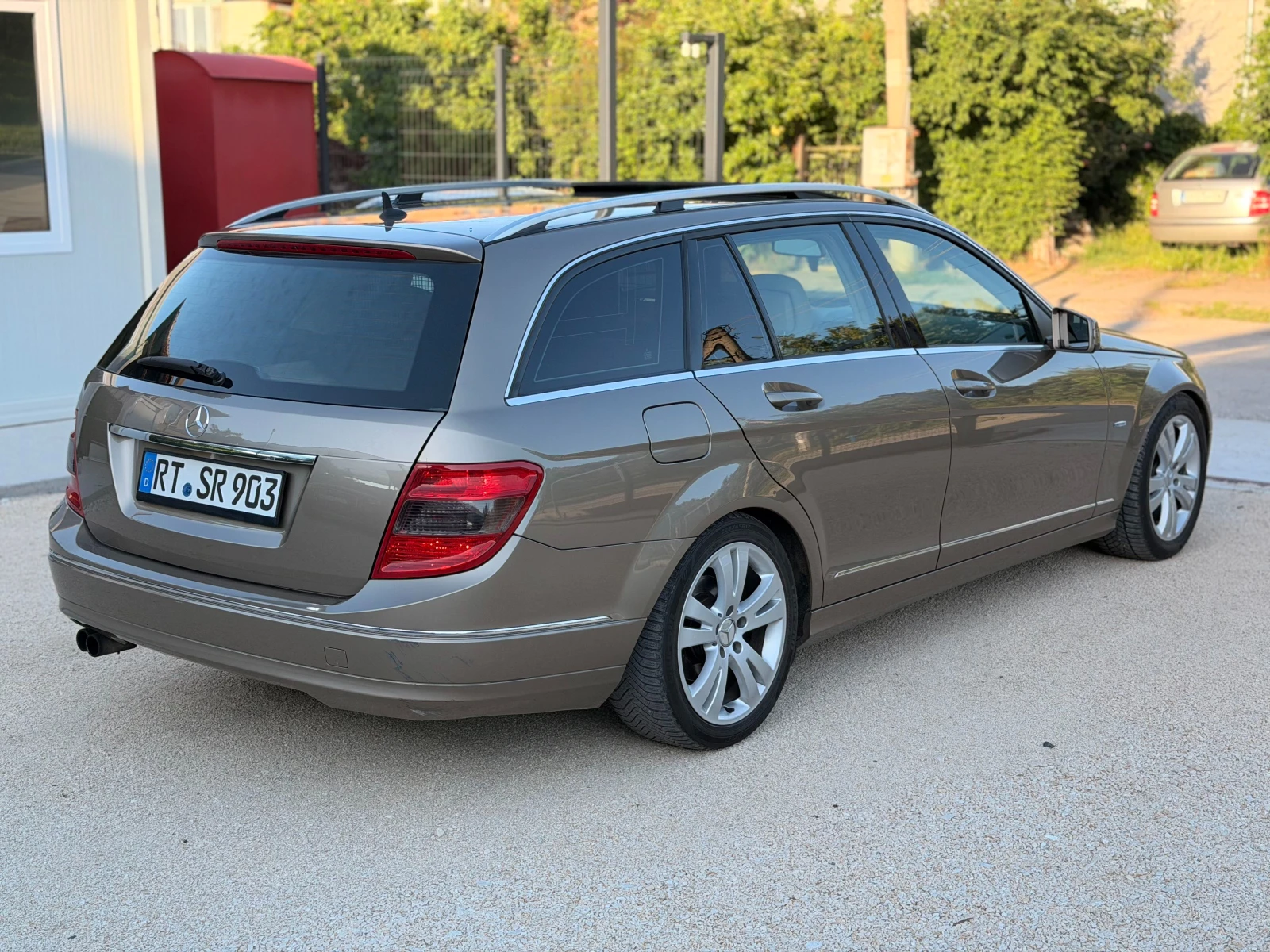Mercedes-Benz C 200 ELEGANCE, снимка 6 - Автомобили и джипове - 54693623