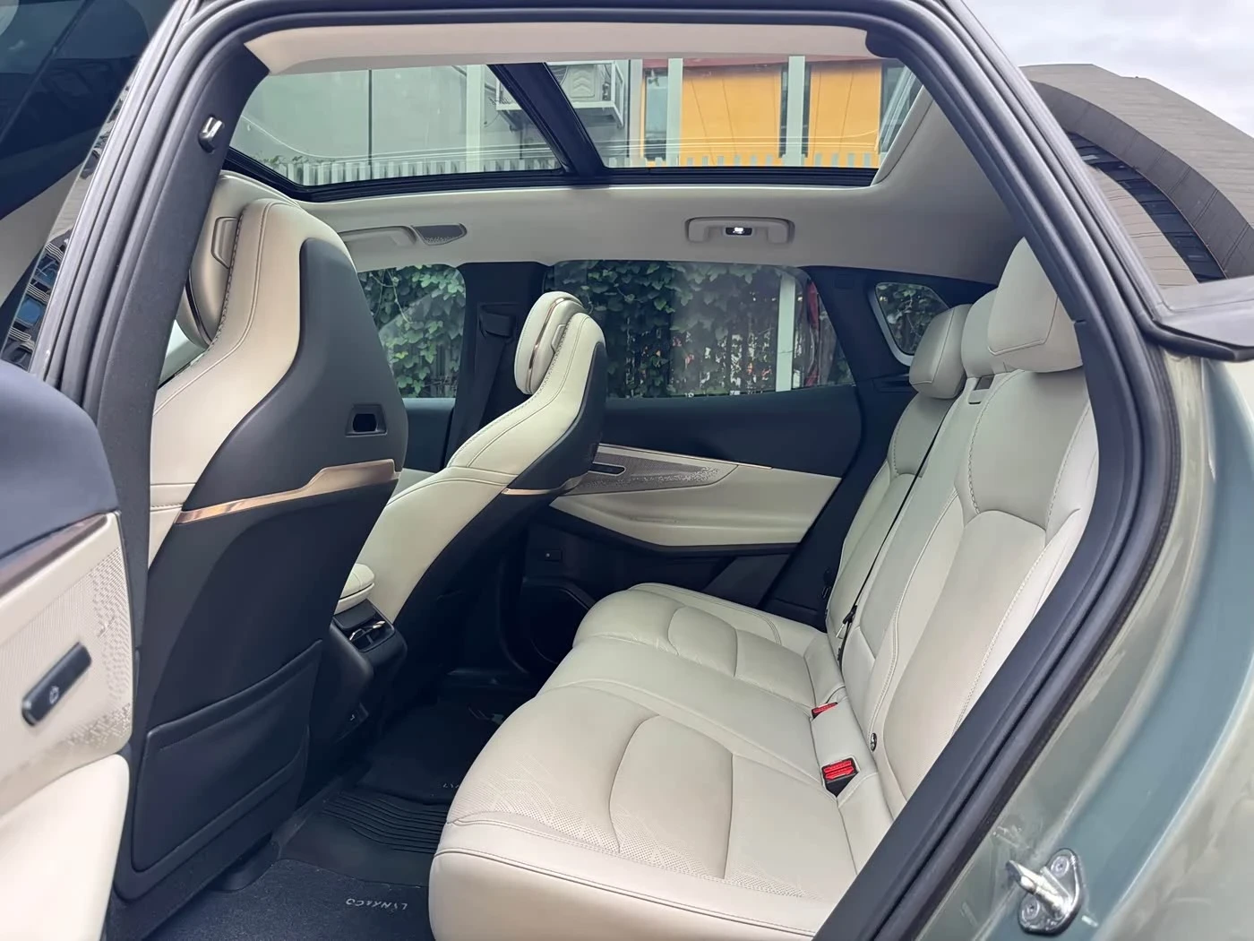 LynkCo 08 EM-P AWD Performance autogeorge.com, снимка 7 - Автомобили и джипове - 54776946