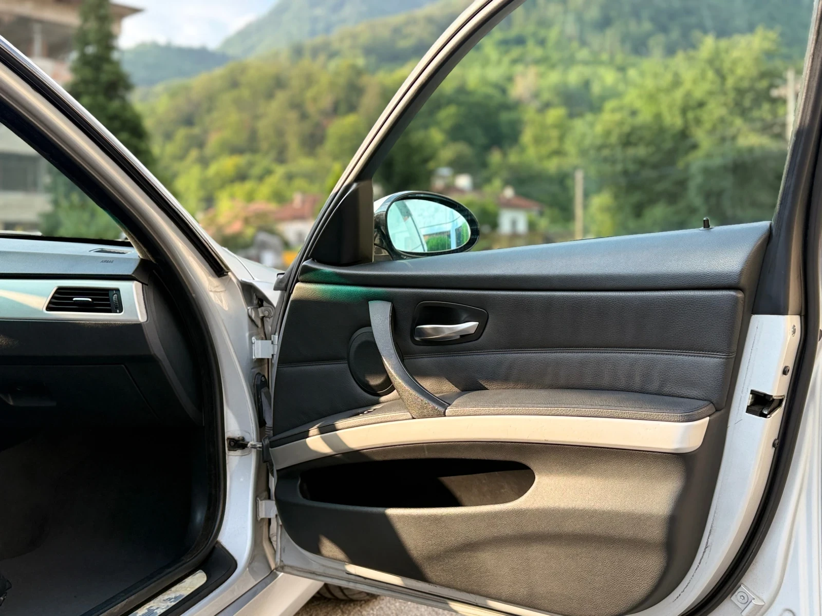 BMW 330 XD M, снимка 13 - Автомобили и джипове - 55322934
