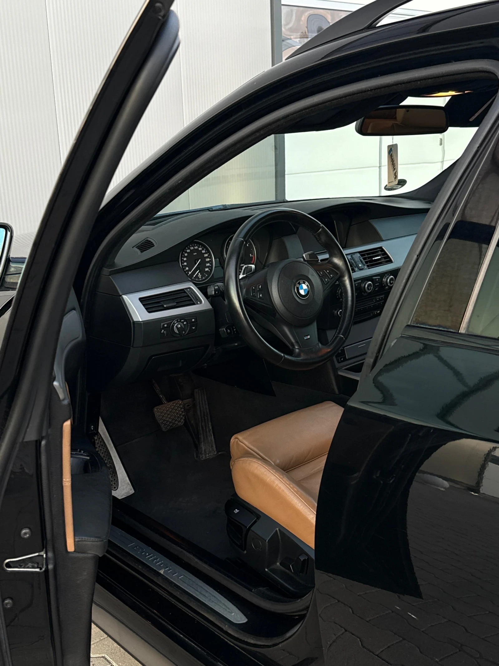 BMW 530 LCI + SAT SPORT, снимка 8 - Автомобили и джипове - 55435094