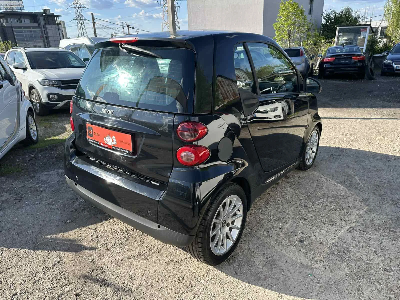 Smart Fortwo 1.0I , снимка 4 - Автомобили и джипове - 55440350