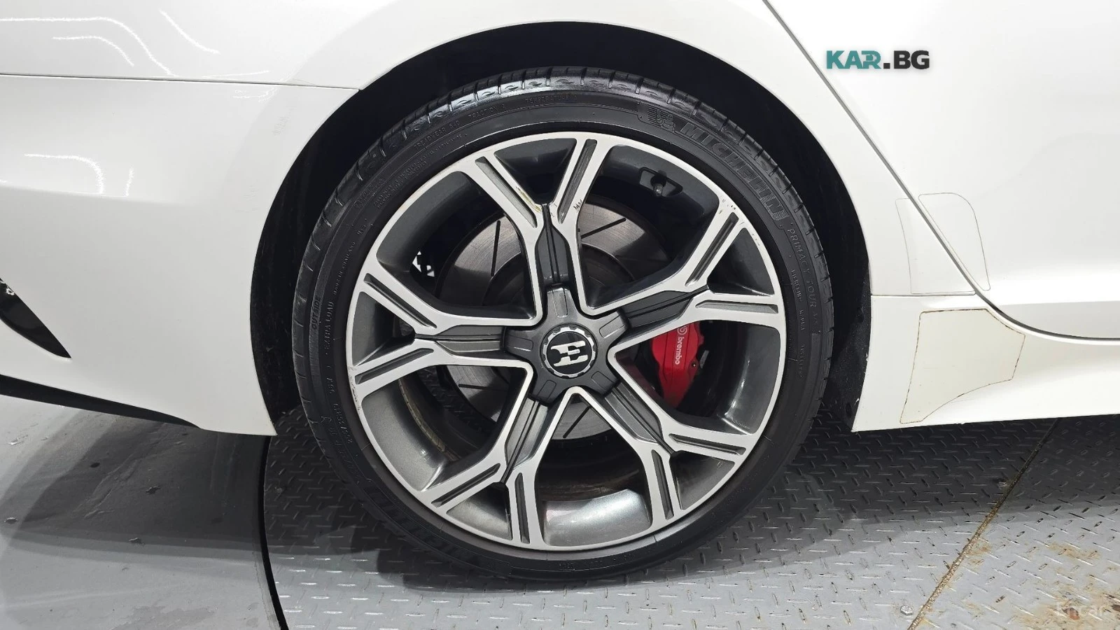 Kia Stinger 3.3* TURBO* AWD* MASTERS* КАМЕРА* ПОДГРЕВ* ОБДУХ* , снимка 16 - Автомобили и джипове - 56103688