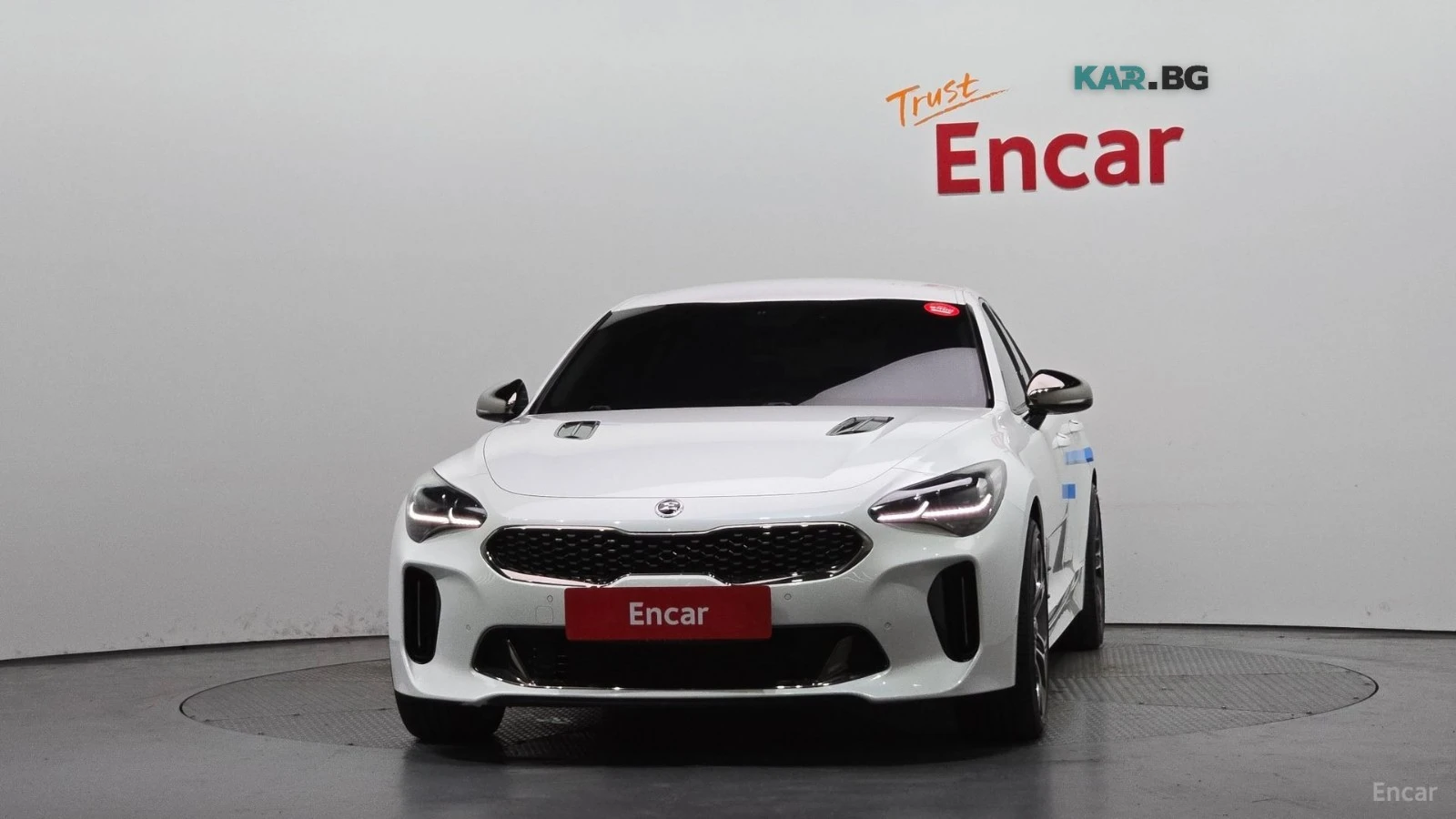 Kia Stinger 3.3* TURBO* AWD* MASTERS* КАМЕРА* ПОДГРЕВ* ОБДУХ* , снимка 3 - Автомобили и джипове - 56103688