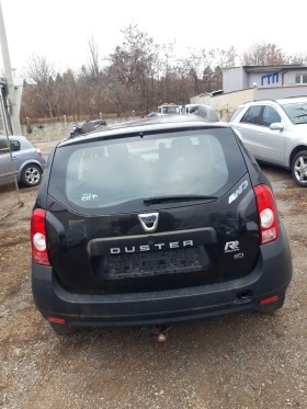 Dacia Duster 1.5dci 4x4 НА ЧАСТИ, снимка 4 - Автомобили и джипове - 39185312