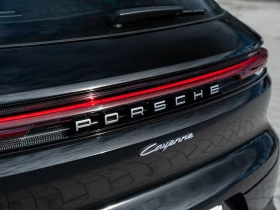 Porsche Cayenne E-Hybrid - 92000 € / 179936.36 лв. - 21604083 17