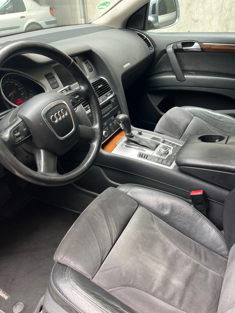 Audi Q7 3.0 , снимка 15 - Автомобили и джипове - 47014813