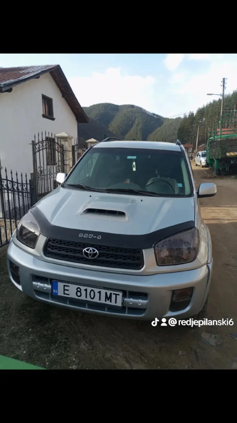 Toyota Rav4, снимка 2 - Автомобили и джипове - 48727641