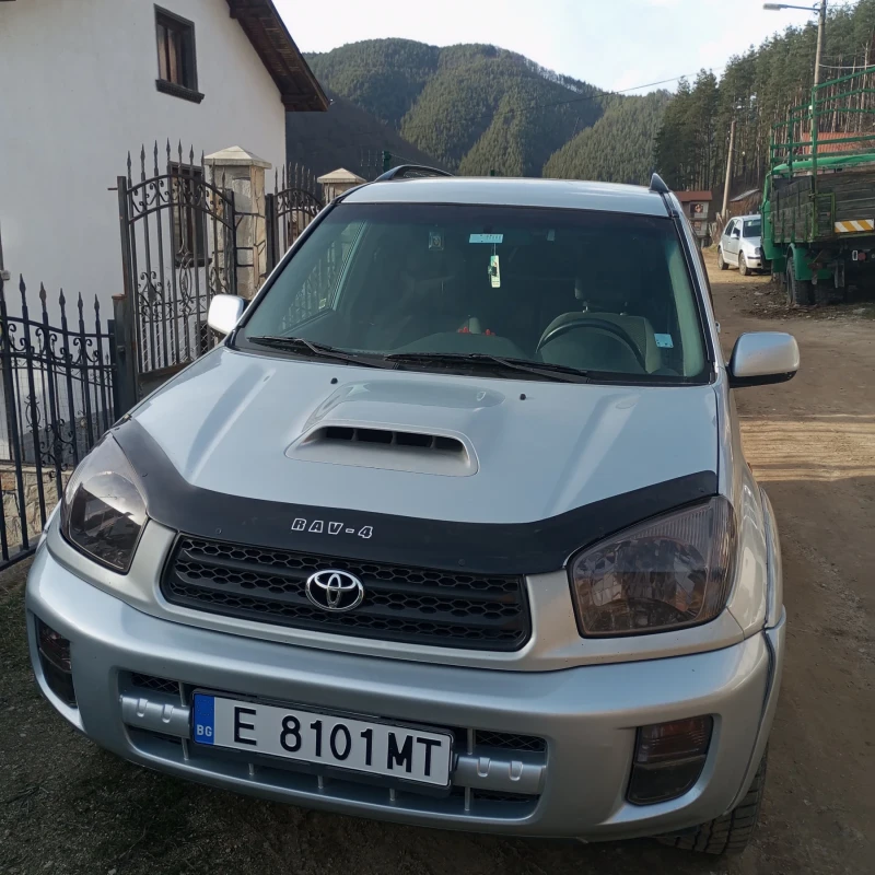 Toyota Rav4, снимка 1 - Автомобили и джипове - 48727641