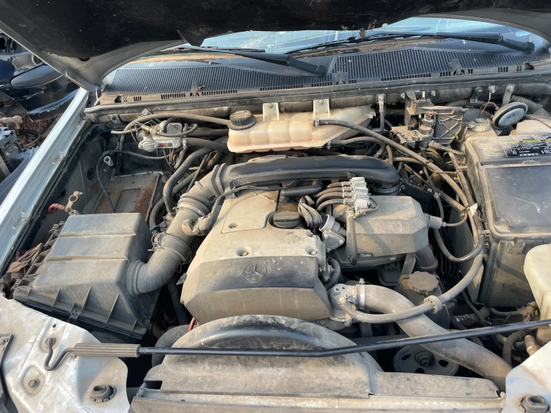 Mercedes-Benz ML 230 2.3 бензин ръчка, снимка 6 - Автомобили и джипове - 50920922